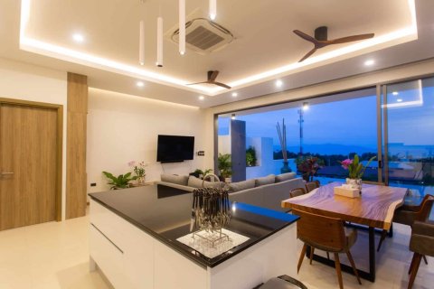 Chalet de 3 dormitorios en Ko Samui, Tailandia № 166299 - foto 13