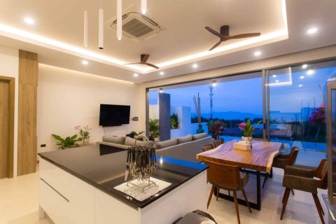 Chalet de 3 dormitorios en Ko Samui, Tailandia № 166299 - foto 30