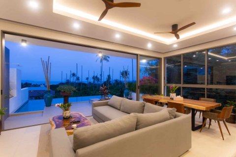 Chalet de 3 dormitorios en Ko Samui, Tailandia № 166299 - foto 17