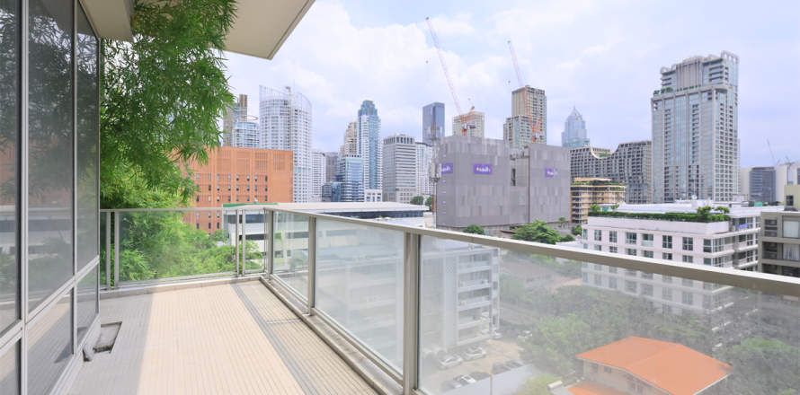 Condominio de 2 dormitorios en Bangkok, Tailandia № 209825