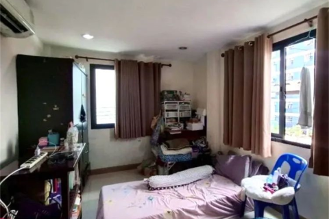 Casa de 5 dormitorios en Bangkok, Tailandia № 189090 - foto 7