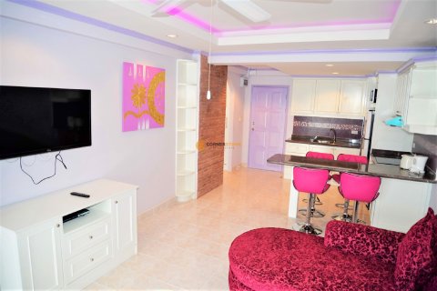 Estudio en el condominio en Jomtien Beach, Pattaya, Tailandia № 174009 - foto 3