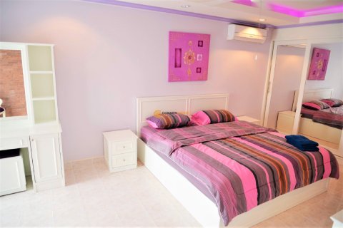 Estudio en el condominio en Jomtien Beach, Pattaya, Tailandia № 174009 - foto 9