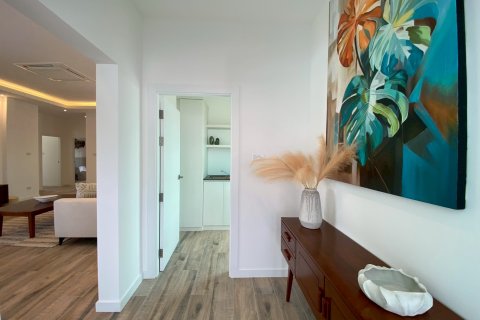 Chalet de 3 dormitorios en Hua Hin, Tailandia № 174011 - foto 10