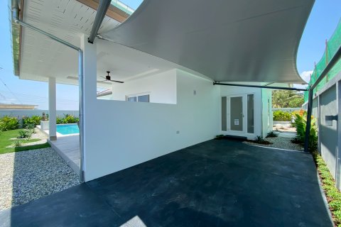 Chalet de 3 dormitorios en Hua Hin, Tailandia № 174011 - foto 9