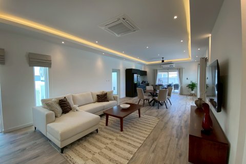 Chalet de 3 dormitorios en Hua Hin, Tailandia № 174011 - foto 20