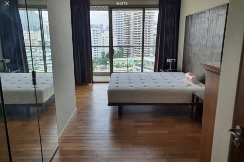Condominio de 2 dormitorios en Khlong Toei, Bangkok, Tailandia № 63643 - foto 6