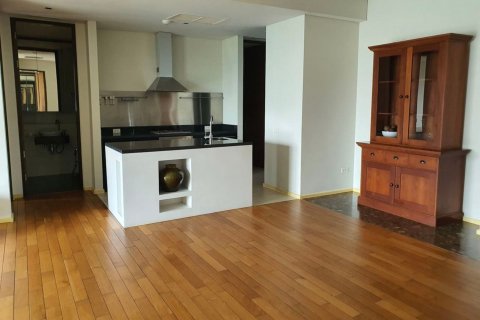 Condominio de 2 dormitorios en Khlong Toei, Bangkok, Tailandia № 63643 - foto 5