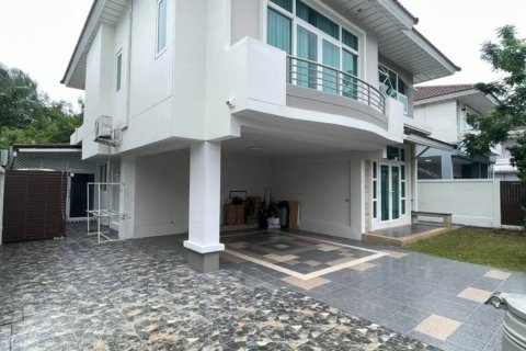 Casa de 4 dormitorios en Phuket, Tailandia № 154589 - foto 3