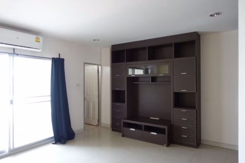 Condominio de 3 dormitorios en Phaya Thai, Bangkok, Tailandia № 54863 - foto 2