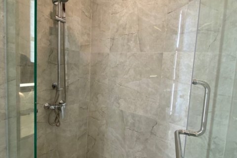 Estudio en el condominio en Watthana, Bangkok, Tailandia № 138045 - foto 8