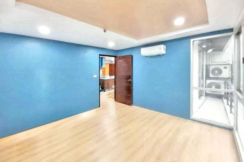 Condominio de 5 dormitorios en Bangkok, Tailandia № 118402 - foto 4
