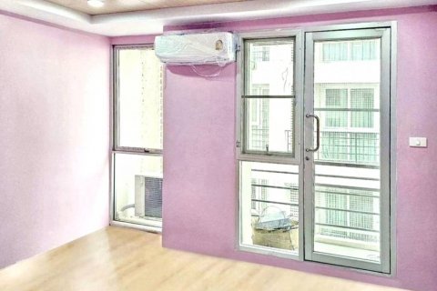 Condominio de 5 dormitorios en Bangkok, Tailandia № 118402 - foto 6