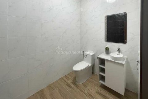 Casa de 3 dormitorios en Sattahip, Tailandia № 134796 - foto 8