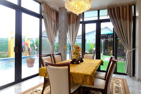 Estudio en Pattaya, Tailandia № 176457 - foto 12