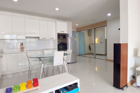 Condominio de 2 dormitorios en Sathon, Bangkok, Tailandia № 54423