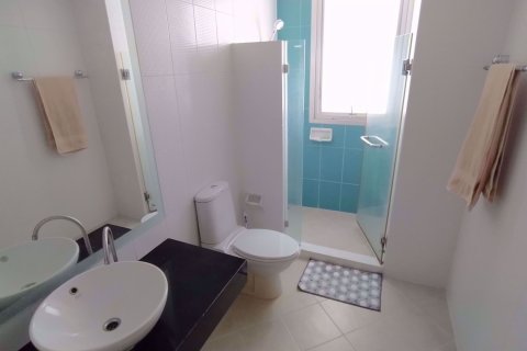Condominio de 2 dormitorios en Sathon, Bangkok, Tailandia № 54423 - foto 6