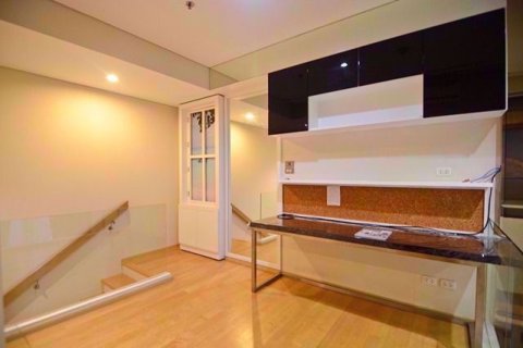 Off-Plan Villa Asoke in Bangkok, Thailand № 36829 - Foto 11