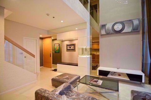 Off-Plan Villa Asoke in Bangkok, Thailand № 36829 - Foto 5