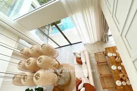 Chalet de 3 dormitorios en Bang Tao, Tailandia № 179671 - foto 10