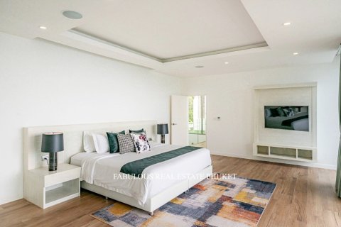 Villa in Kamala, Thailand 6 Schlafzimmer № 179665 - Foto 3