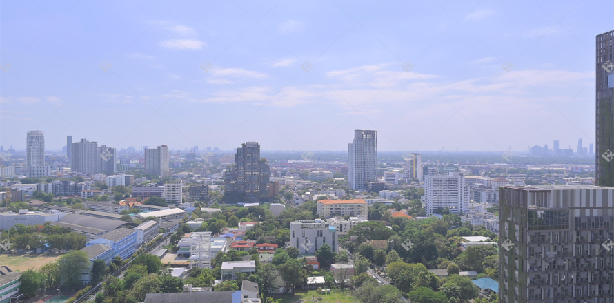 Condominio de 2 dormitorios en Bangkok, Tailandia № 185024