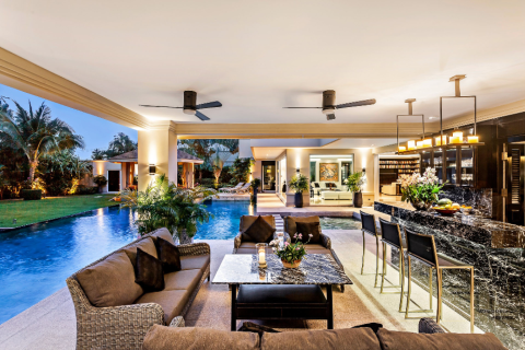 Casa de 8 dormitorios en Pattaya, Tailandia № 180621 - foto 27