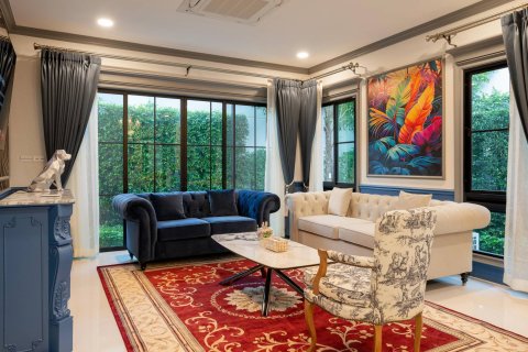 Casa de 4 dormitorios en Bangkok, Tailandia № 180619 - foto 9