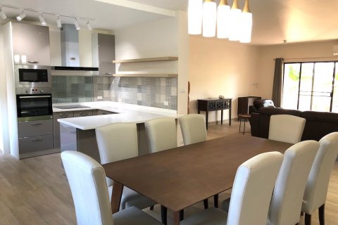 Condominio de 3 dormitorios en Hua Hin, Tailandia № 65818 - foto 3