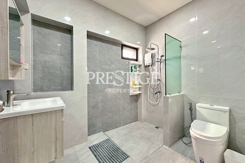 Maison à Pattaya, Thaïlande 3 chambres № 197624 - photo 11