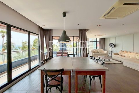 Condo à Pattaya, Thaïlande, 3 chambres № 197623 - photo 6