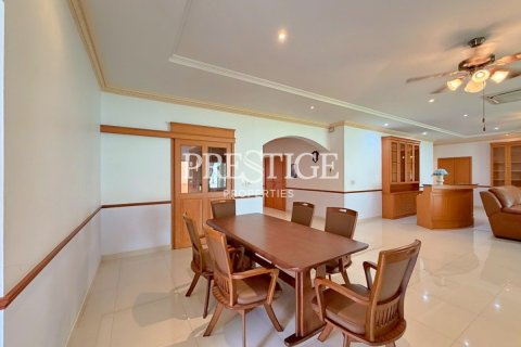 Maison à Pattaya, Thaïlande 4 chambres № 197626 - photo 8