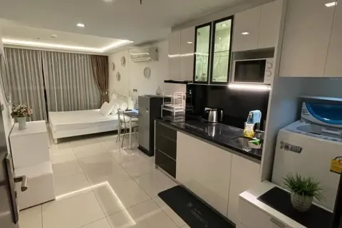 Estudio en el condominio en Pattaya, Tailandia № 153461 - foto 2