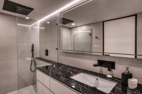 Apartamento de 2 habitaciones en Pattaya, Tailandia № 176729 - foto 6