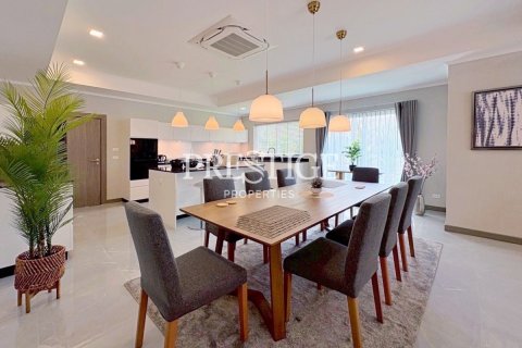 House in Pattaya, Thailand 5 bedrooms № 197838 - photo 7