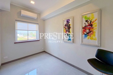 House in Pattaya, Thailand 5 bedrooms № 197838 - photo 30