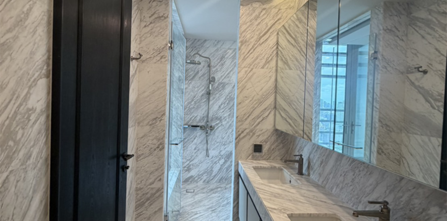 Condo in Bangkok, Thailand, 2 bedrooms № 233556
