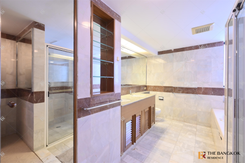 Condominio de 3 dormitorios en Bangkok, Tailandia № 186940 - foto 2