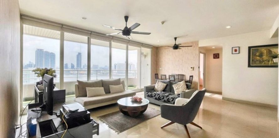Condominio de 3 dormitorios en Khlong San, Bangkok, Tailandia № 115201