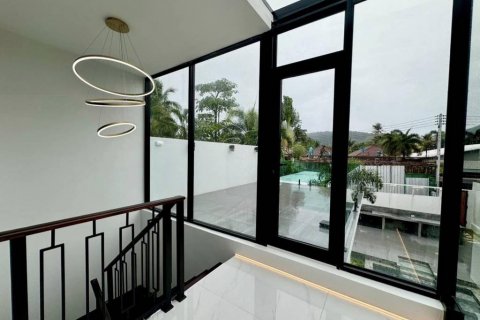 Chalet de 3 dormitorios en Phuket, Tailandia № 115204 - foto 9
