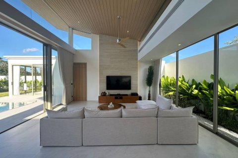 Chalet de 4 dormitorios en Phuket, Tailandia № 115205 - foto 4