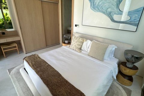 Chalet de 4 dormitorios en Phuket, Tailandia № 115205 - foto 10