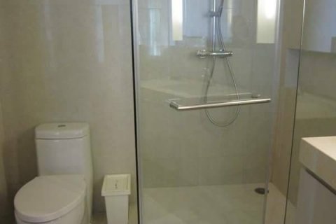 Condominio de 2 dormitorios en Bangkok, Tailandia № 65953 - foto 11