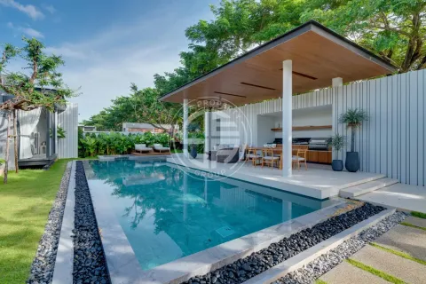 Chalet de 3 dormitorios en Ko Kaeo, Tailandia № 190747 - foto 10