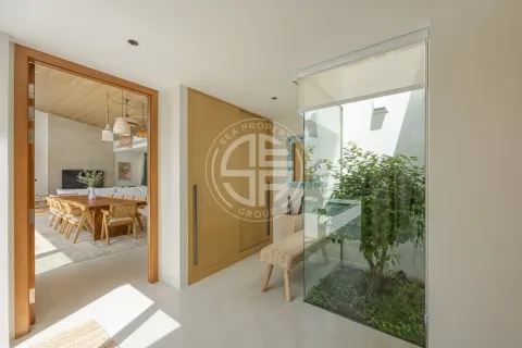 Chalet de 4 dormitorios en Layan Beach, Tailandia № 190752 - foto 5