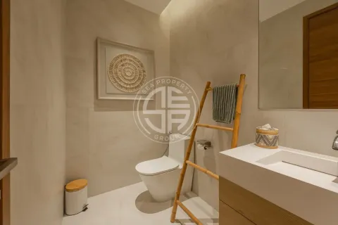 Chalet de 4 dormitorios en Layan Beach, Tailandia № 190752 - foto 10