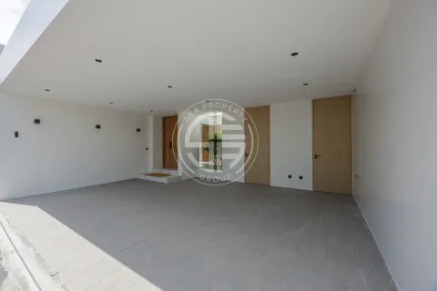 Chalet de 4 dormitorios en Layan Beach, Tailandia № 190752 - foto 17