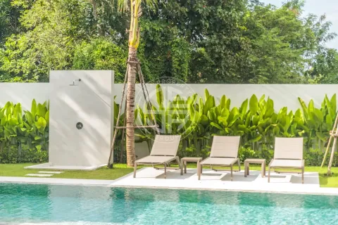 Chalet de 4 dormitorios en Phuket, Tailandia № 190751 - foto 21