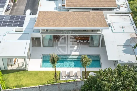 Chalet de 4 dormitorios en Phuket, Tailandia № 190751 - foto 2