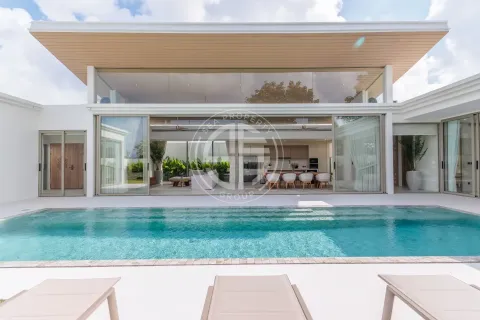 Chalet de 4 dormitorios en Phuket, Tailandia № 190751 - foto 22